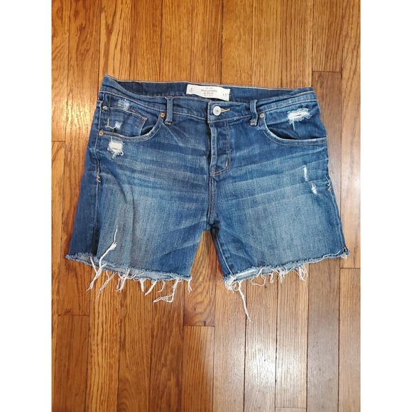 Abercrombie & Fitch Pants - EUC Abercrombie & Fitch jean shorts size 4/27 Bermuda distressed perfect stretch